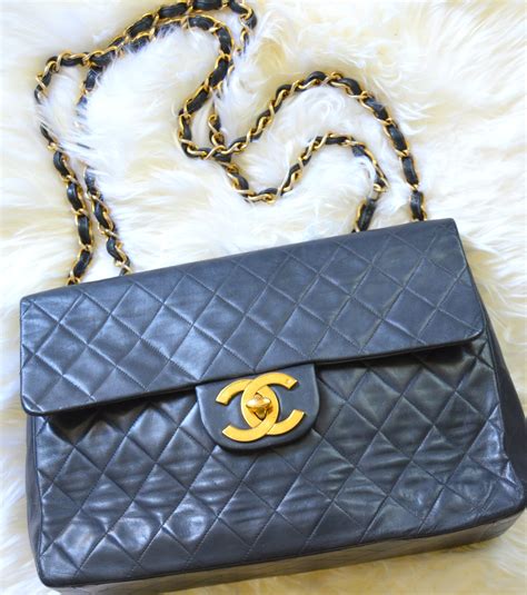 chanel vintage anni 89|Chanel bag logo.